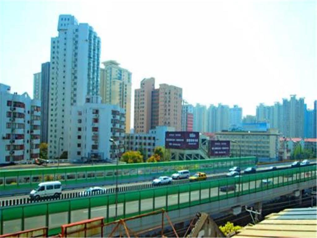 7 Days Inn Shanghai Xujiahui Caobao Road Subway Station Branch Xuhui Eksteriør bilde